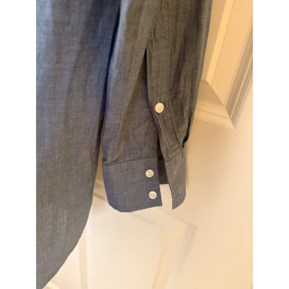 J.CREW Top Womens Medium Blue Chambray Cotton Half Button Popover Shirt Faded - Picture 5 of 5